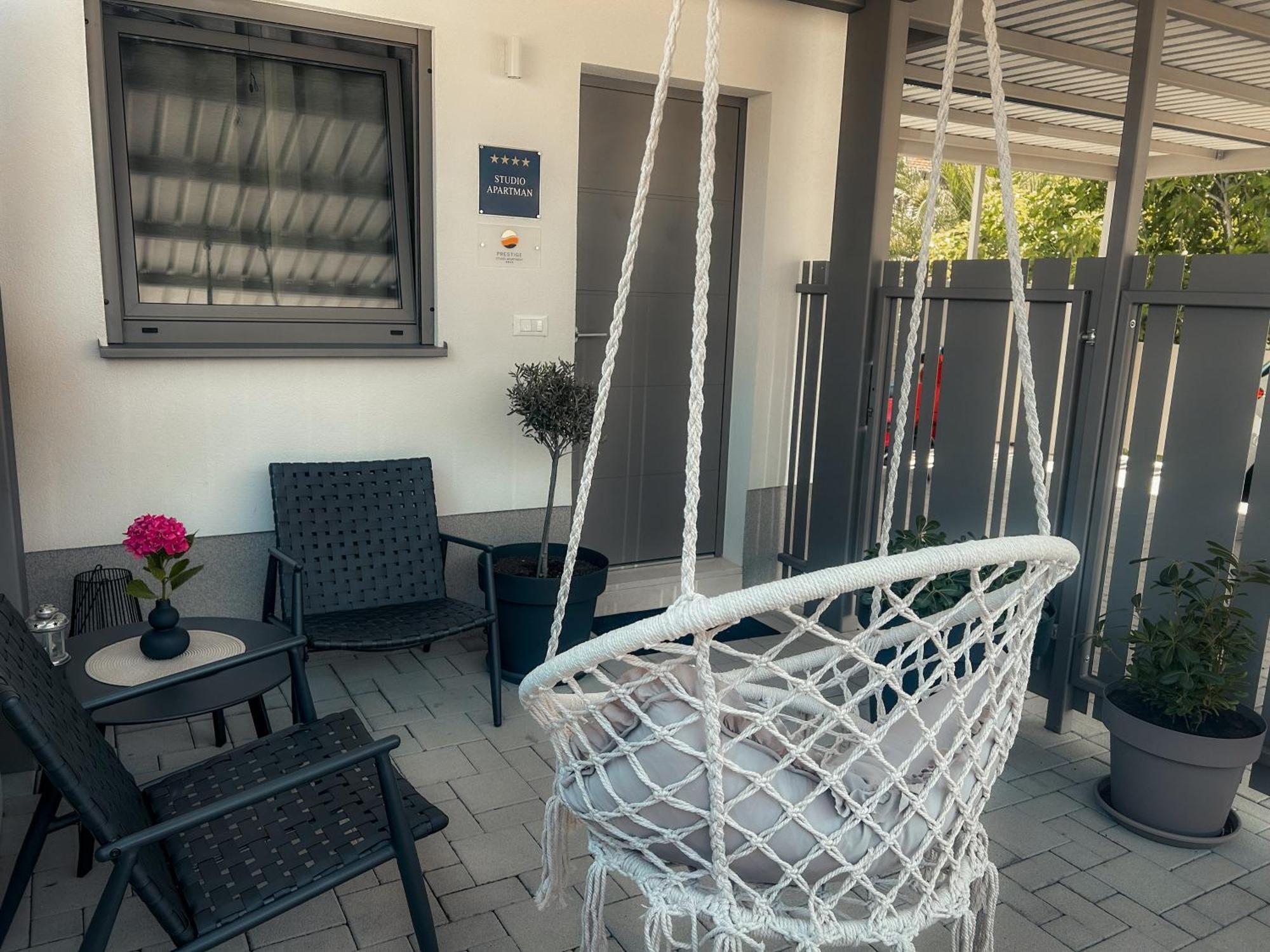 Prestige Studio Apartment Rovinj Exterior photo